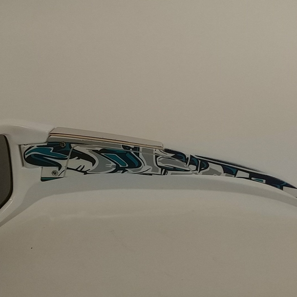 SOLD - Picture 4 of 6